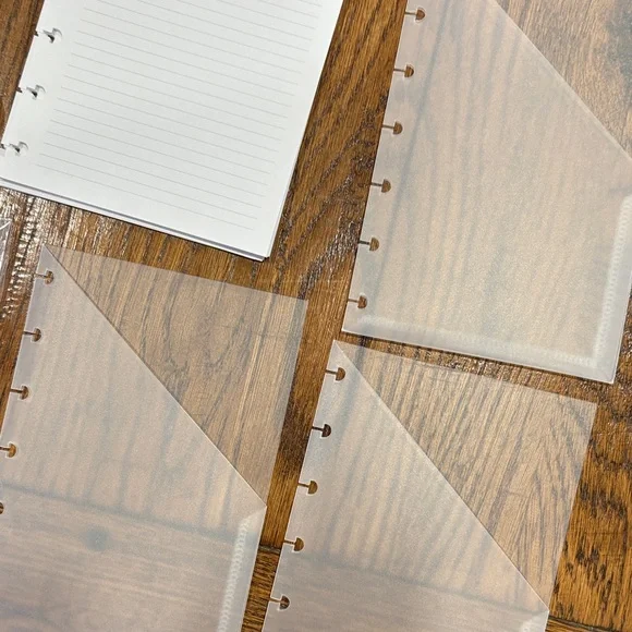 Cloth and Paper Bundle - Picture 3 of 7